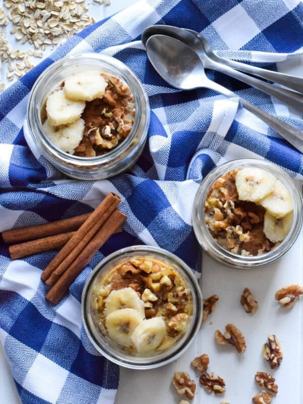 Soaked in three different kinds of milk and topped with chopped walnuts, banana slices and cinnamon, these 5-minute Mexican Tres Leches Overnight Oats are guaranteed to sweeten your mornings.