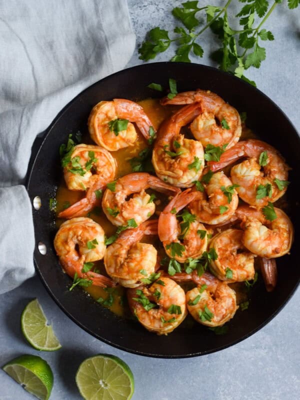 This Spicy Red Pepper Garlic Shrimp is an easy and healthy weeknight meal that's ready in only 18 minutes. Is gluten free, paleo and low carb.