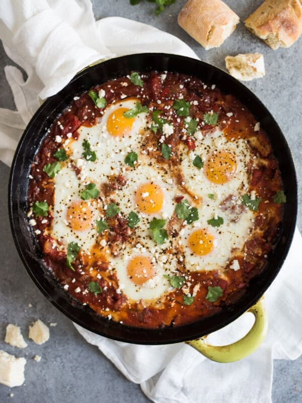 Easy Shakshuka Recipe in a large cast iron skillet.