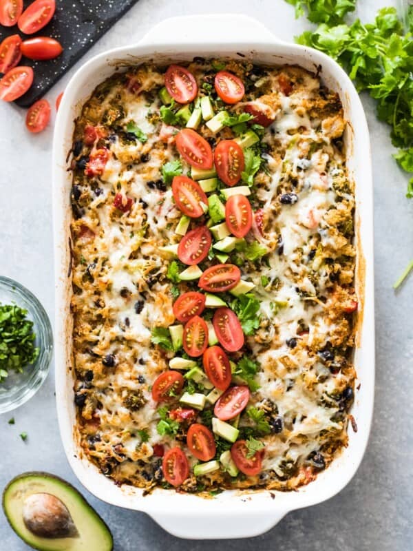 A Broccoli Quinoa Enchilada Casserole that's healthy, easy to make and filled with lots of veggies! (vegetarian, gluten free)