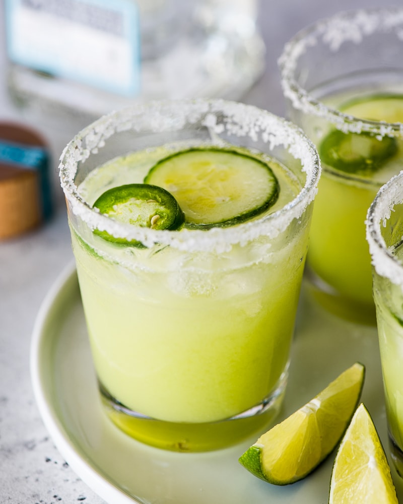 Cucumber Margarita Recipe {only 5 ingredients!} - Isabel Eats