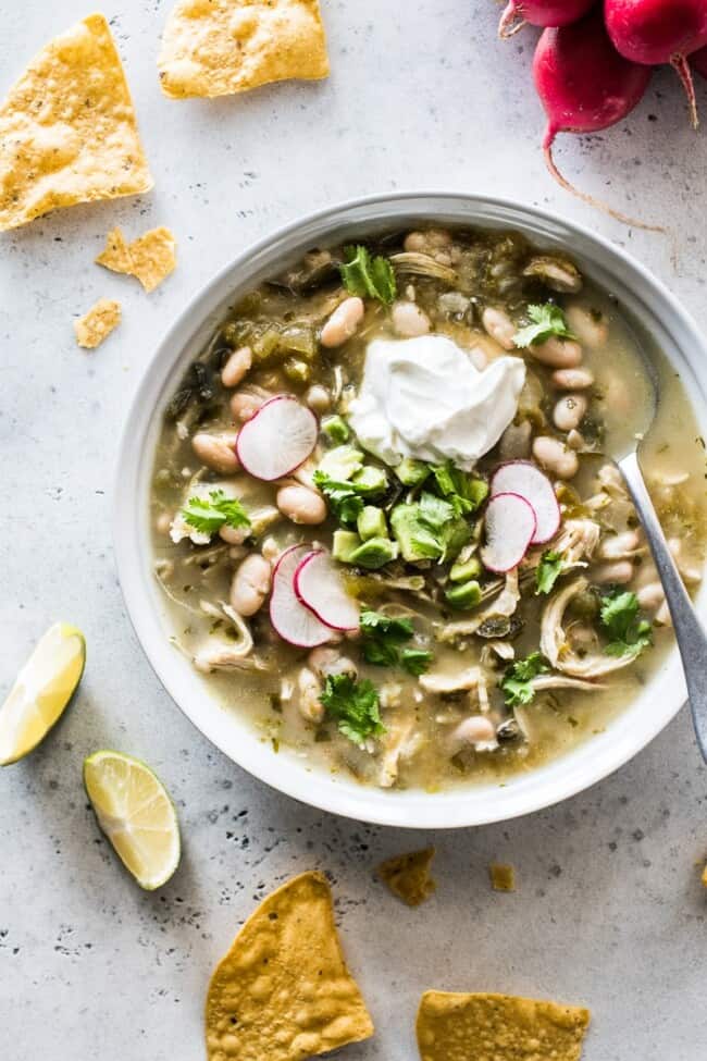 Green Chicken Chili Recipe {Easy & Healthy!} - Isabel Eats