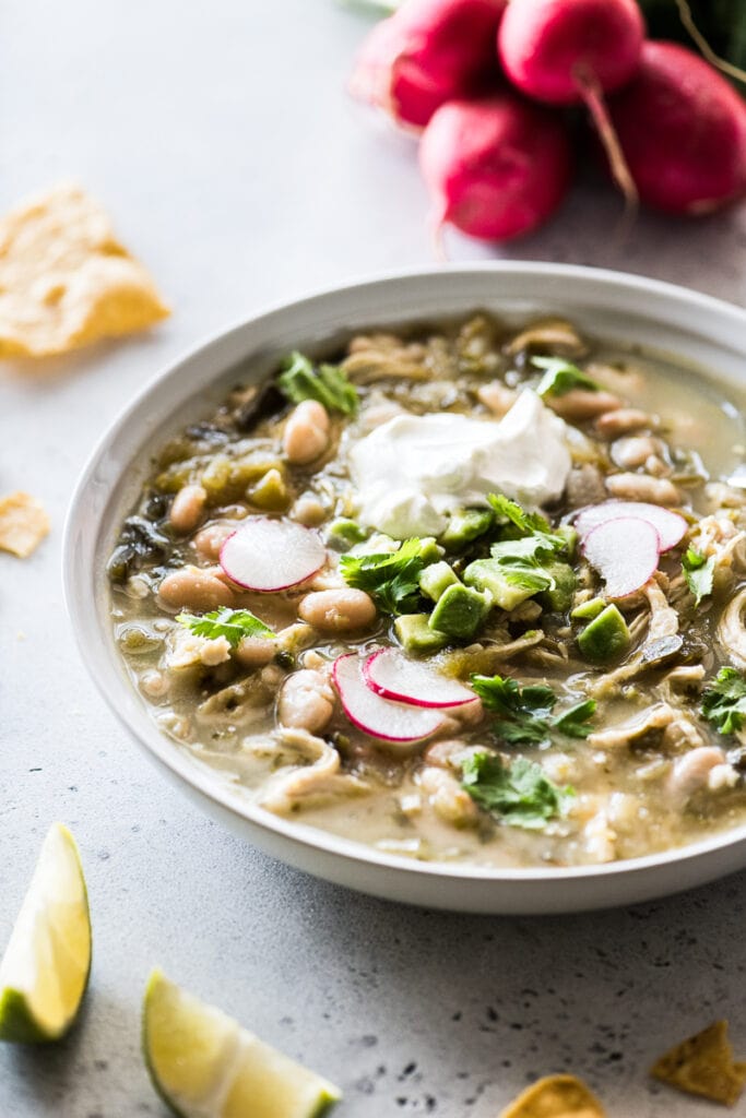 Green Chicken Chili Recipe {Easy & Healthy!} - Isabel Eats