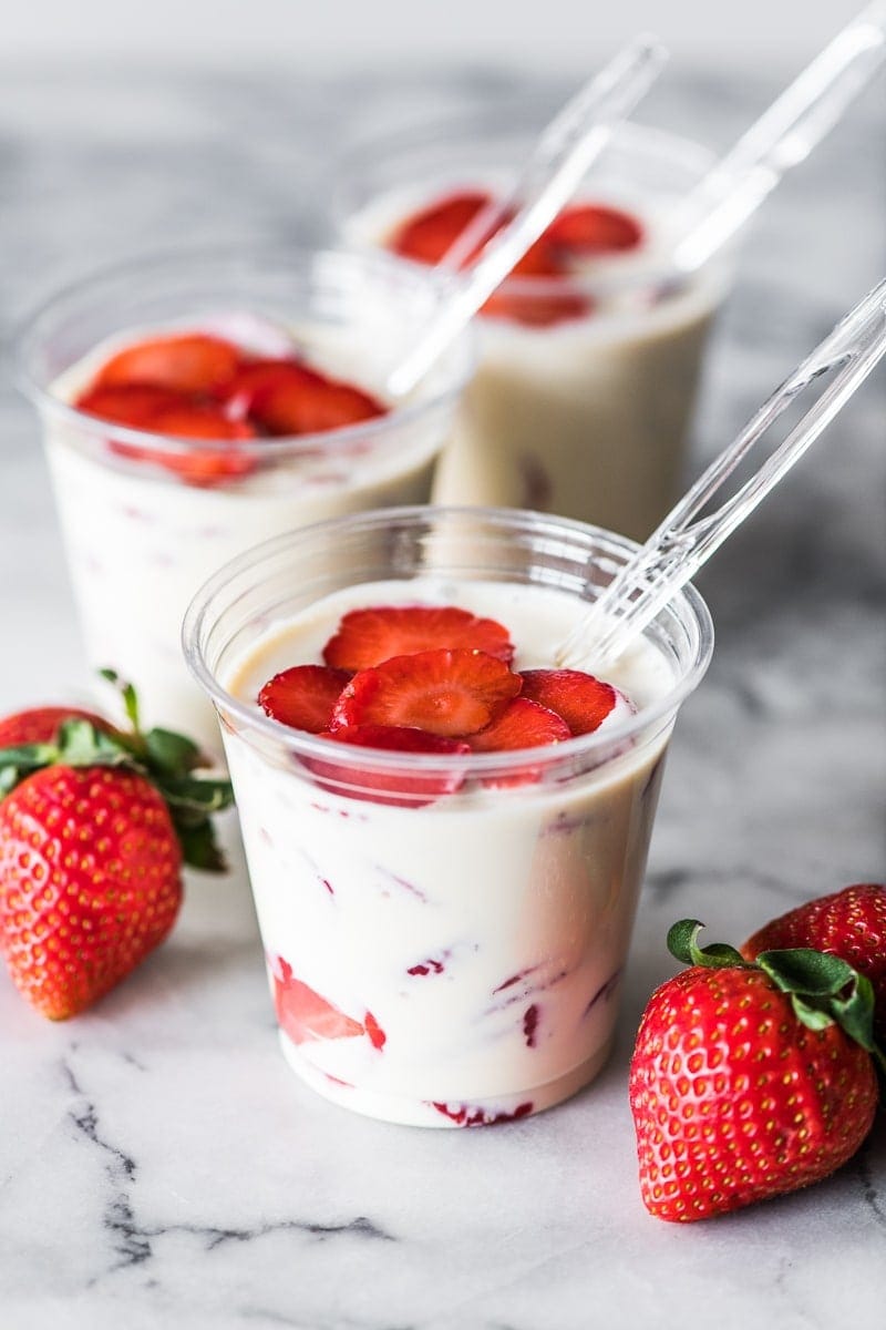 Fresas con Crema (Mexican Strawberries and Cream) - Isabel Eats