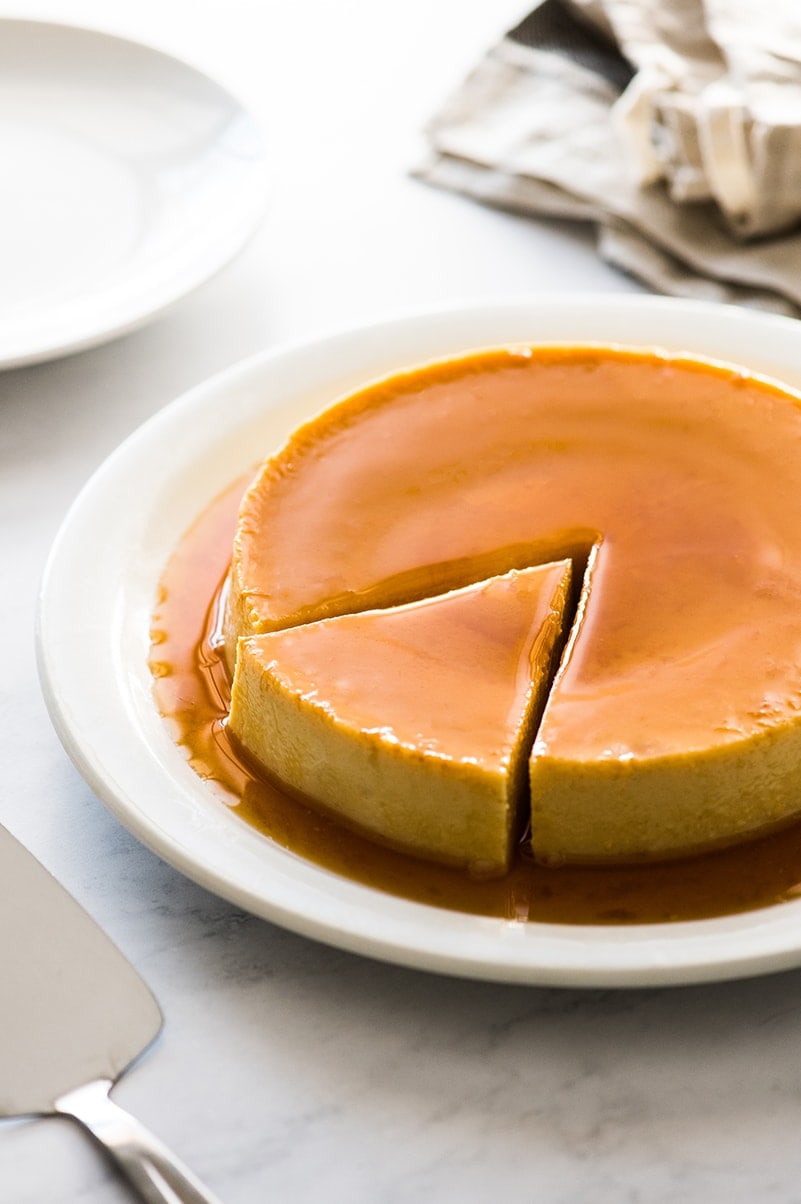 https://www.isabeleats.com/wp-content/uploads/2020/02/mexican-flan-small-7.jpg
