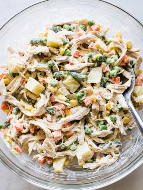 Ensalada de pollo in a mixing bowl.