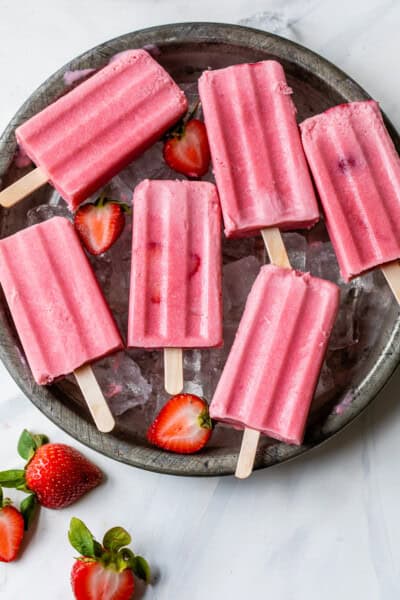 Paletas de Fresa (Strawberries & Cream Popsicles) - Isabel Eats