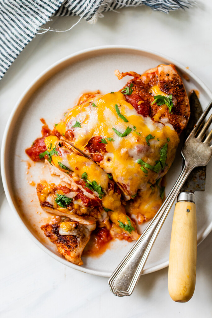 Cheesy Baked Salsa Chicken - Isabel Eats