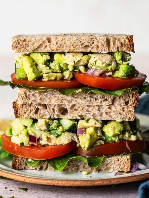 Avocado tuna salad